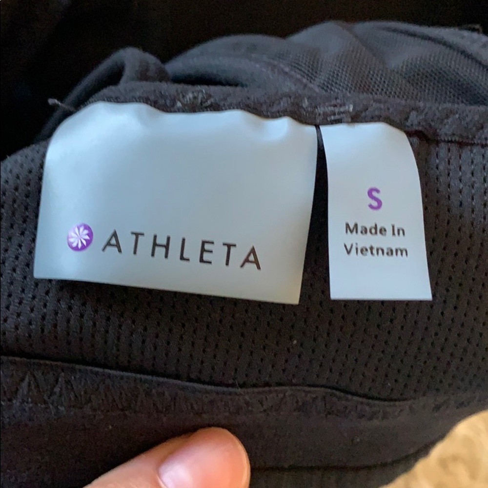 Like New Powervita Athleta Sports Bra - Picture 4 of 4